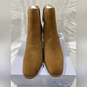 Tan Suede Men's Boots